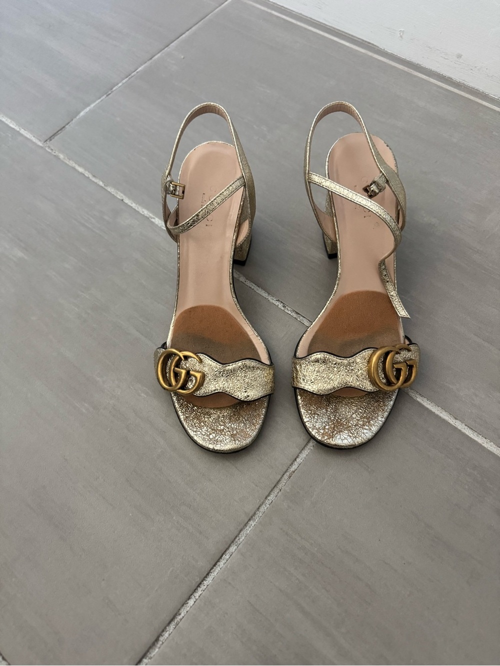 Gucci Metallic Gold Cracked Leather Slingback Heels with Double G